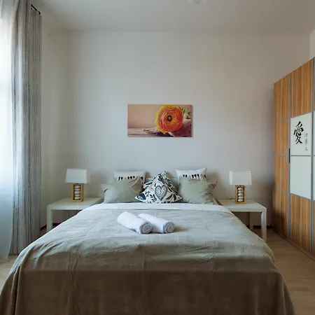Apartament Kubelikova Apartmeet *